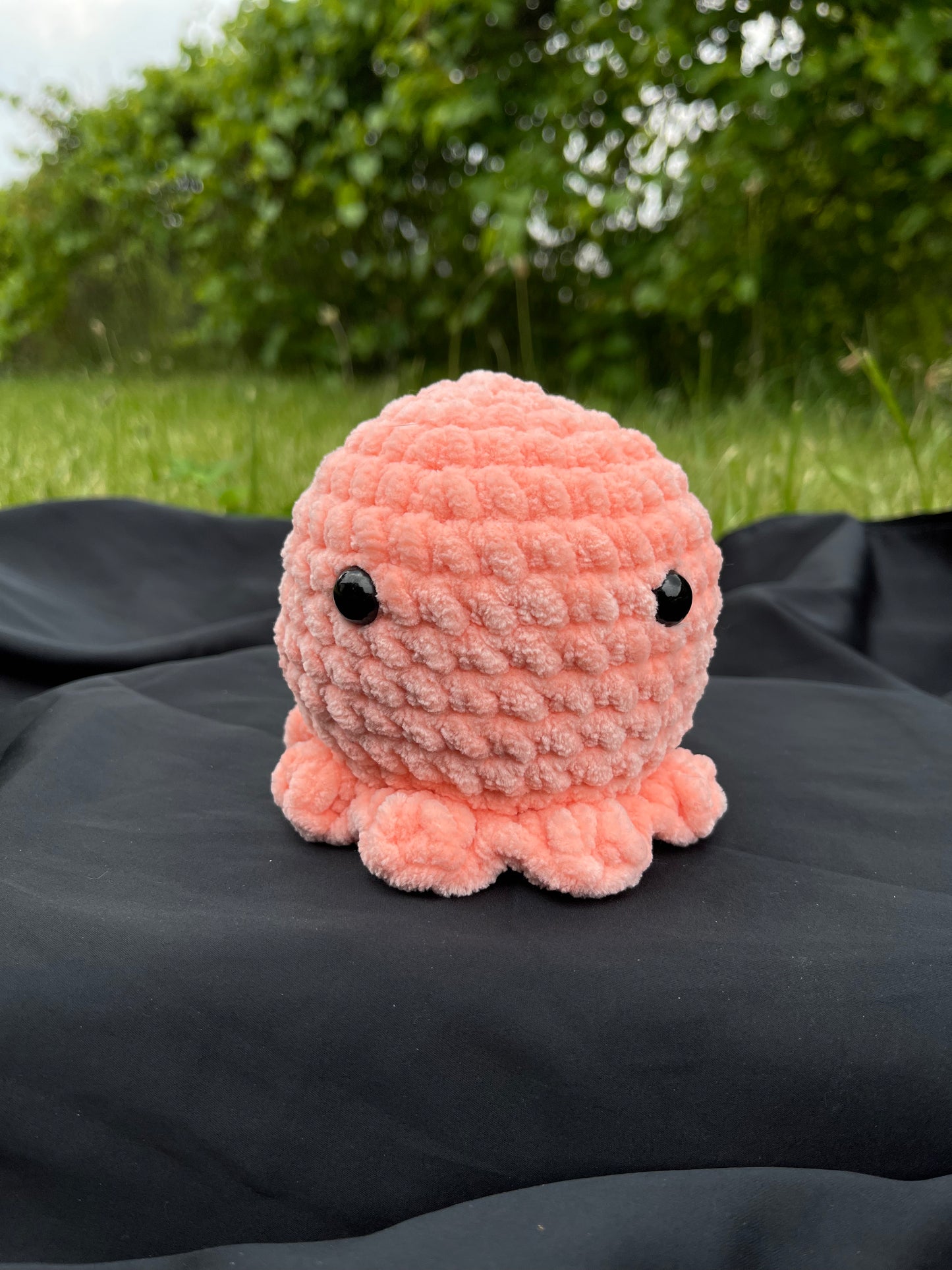 Peachy Octopus Plushie
