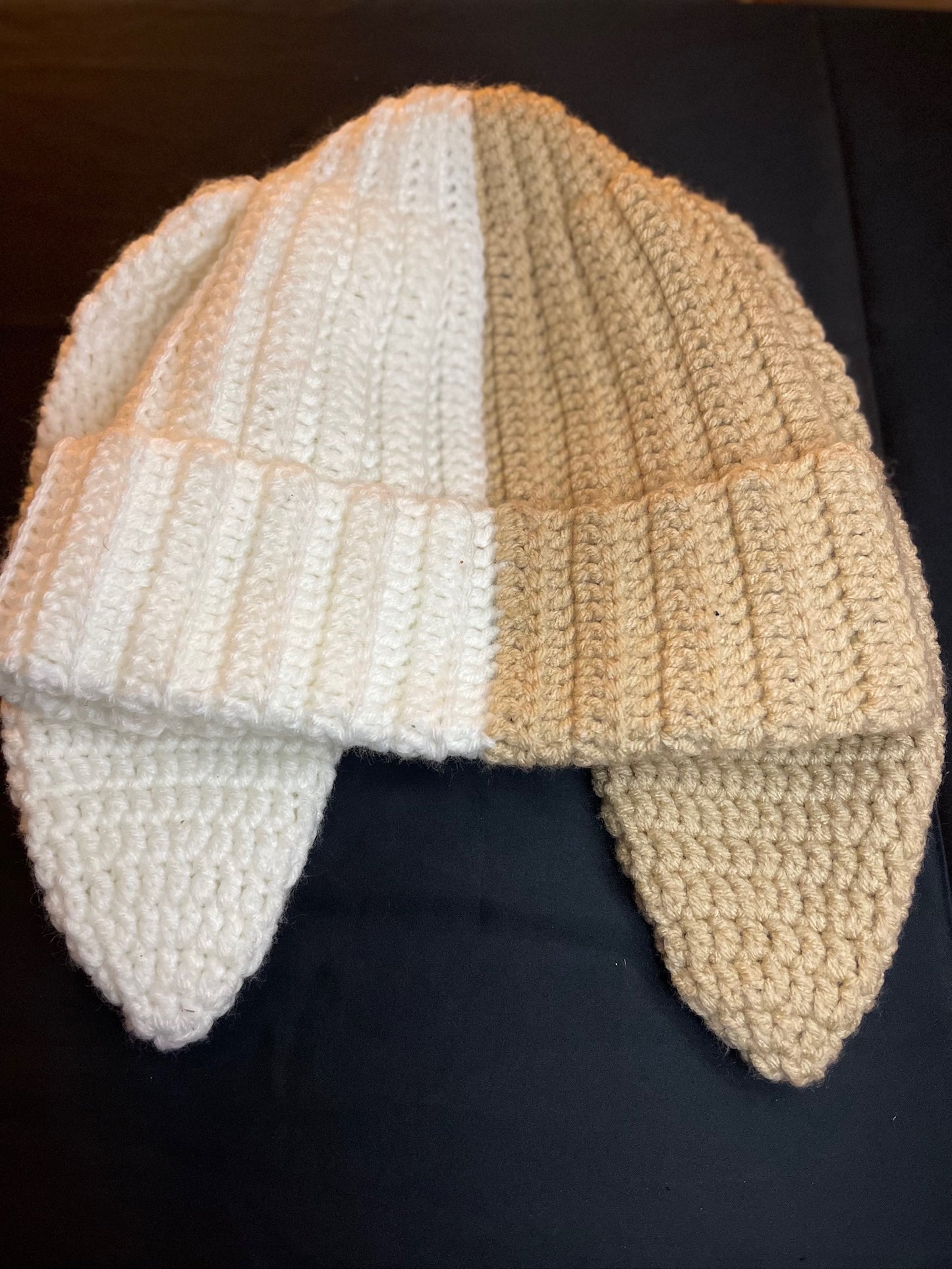 Bunny Beanie - Beige & White