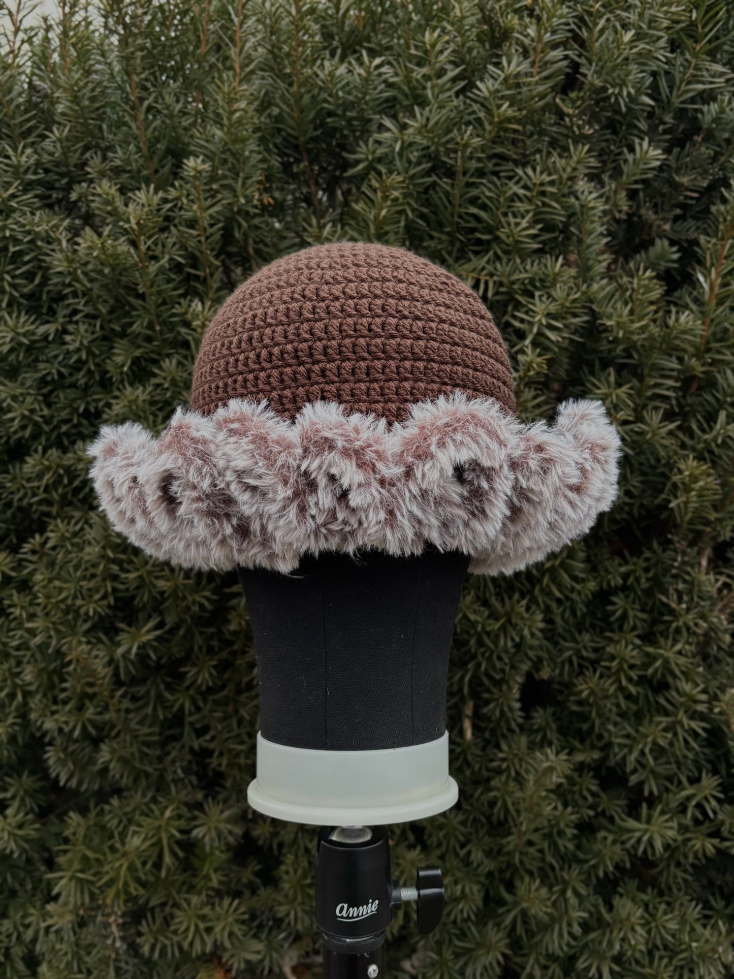 Faux Fur Ruffle Hat